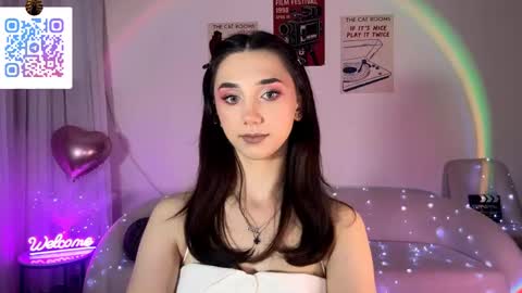 Snapshot of lilihalvorsen chatting on May 7, 10:26 pm Lina online show from May 7, 10:26 pm