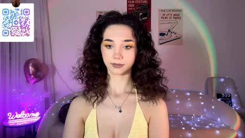 Snapshot of lilihalvorsen chatting on May 10, 10:26 pm Lina online show from May 10, 10:26 pm