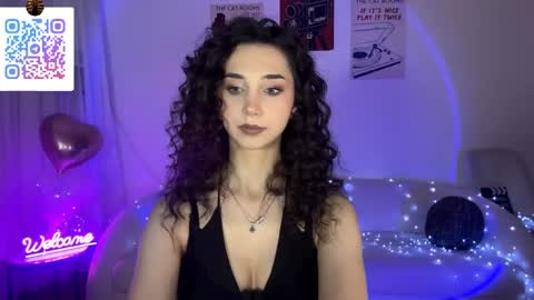 Snapshot of lilihalvorsen chatting on June 2, 10:23 pm Lina online show from June 2, 10:23 pm