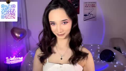 Snapshot of lilihalvorsen chatting on June 6, 10:25 pm Lina online show from June 6, 10:25 pm