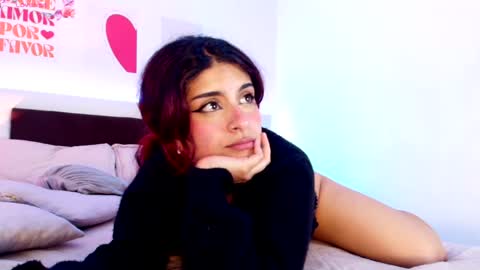 Snapshot of liliith_savett chatting on April 18, 7:07 pm Lilith Savett online show from April 18, 7:07 pm
