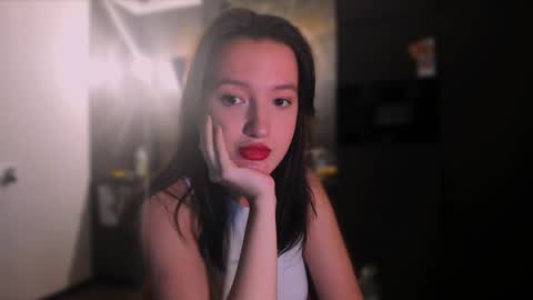 Snapshot of lililaluna chatting on December 3, 2:27 pm             ...  online show from December 3, 2:27 pm