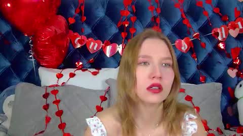 LiliLinn online show from February 16, 4:52 am