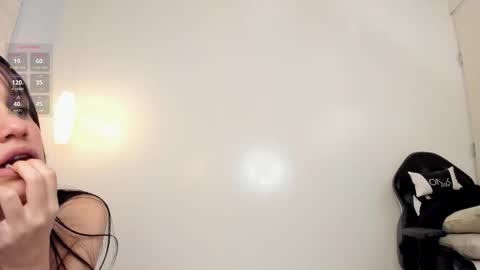 Snapshot of lilily_lv chatting on September 27, 12:26 am Lilly online show from September 27, 12:26 am