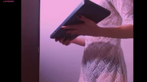 lilit233 online show from February 13, 9:22 pm