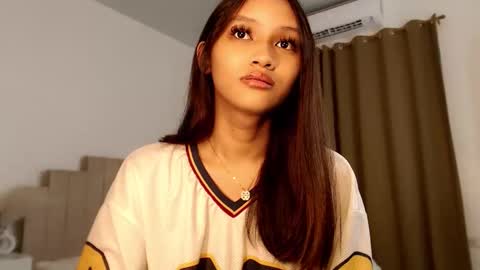 Chloe online show from October 14, 5:19 am