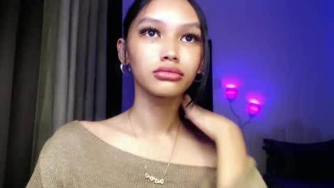 Snapshot of lilit_sensual chatting on April 29, 9:13 am Chloe online show from April 29, 9:13 am