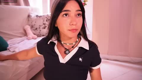 Snapshot of lilith__rosse chatting on May 7, 6:35 pm Lilith Rosse online show from May 7, 6:35 pm