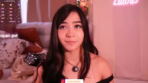 Snapshot of lilith__rosse chatting on June 9, 8:09 pm Lilith Rosse online show from June 9, 8:09 pm