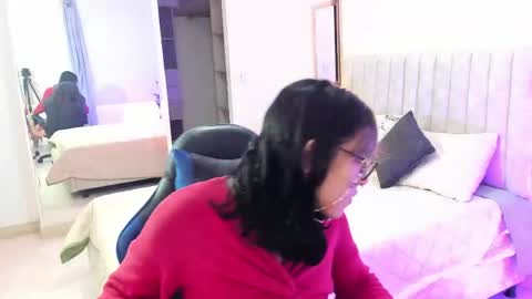 lilith  online show from April 20, 12:19 pm