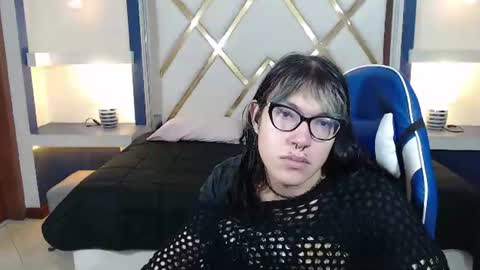 lilith  online show from July 9, 11:58 am