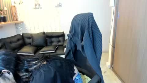 lilith  online show from July 22, 11:46 am