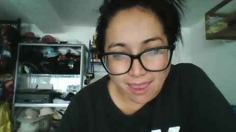 Snapshot of lilith_camp chatting on September 27, 3:39 pm Laura lopez online show from September 27, 3:39 pm