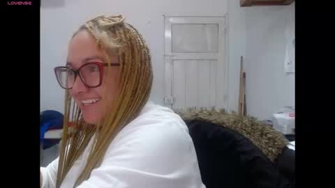 Snapshot of lilith_camp chatting on February 12, 4:46 pm Laura lopez online show from February 12, 4:46 pm