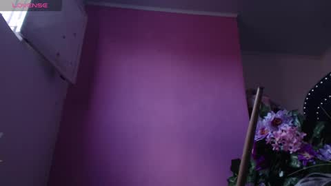 Snapshot of lilith_cutie01 chatting on March 10, 4:03 pm LILITH CUTIE online show from March 10, 4:03 pm