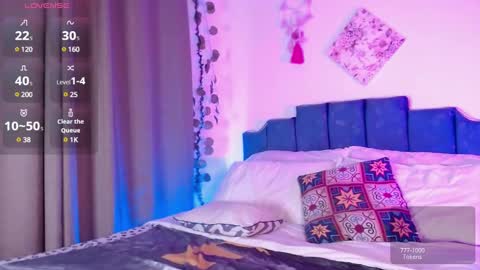 Snapshot of lilith_evangelion3 chatting on December 23, 9:40 pm ---Lilith--- online show from December 23, 9:40 pm