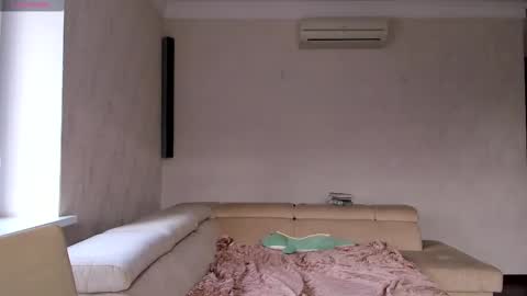 Snapshot of lilith_lutherlow chatting on February 14, 12:25 pm lilith online show from February 14, 12:25 pm