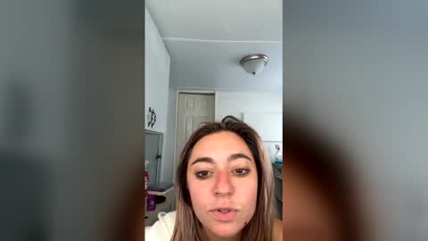 Snapshot of lilith_luv444 chatting on April 20, 4:32 pm lilith_luv444 online show from April 20, 4:32 pm