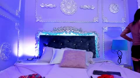 Lilith  online show from April 14, 11:49 am