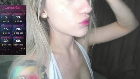 Snapshot of lilith_parker chatting on December 22, 1:34 am Lilith Parker online show from December 22, 1:34 am