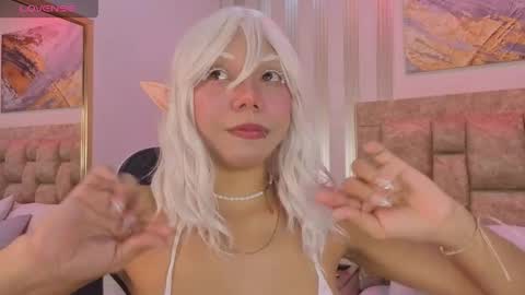 Snapshot of lilith_pink__ chatting on May 29, 4:10 am Lilith pink online show from May 29, 4:10 am