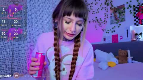 Snapshot of lilith_poison chatting on May 2, 6:24 pm lilith_poison online show from May 2, 6:24 pm