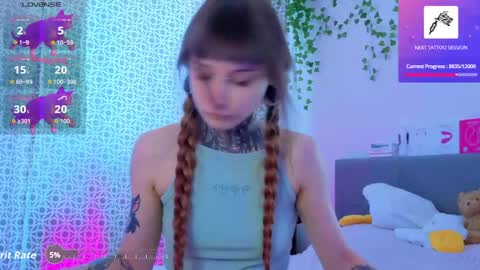 Snapshot of lilith_poison chatting on June 5, 6:09 am lilith_poison online show from June 5, 6:09 am