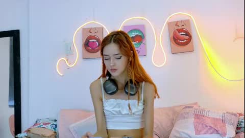 Snapshot of lilith_skinny1 chatting on June 9, 4:13 am Lilith online show from June 9, 4:13 am
