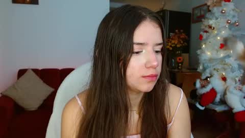 Abril  online show from December 4, 1:09 pm