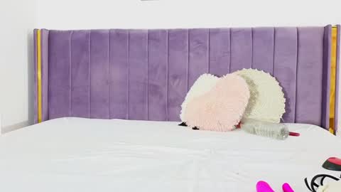 Lily online show from January 9, 5:11 pm