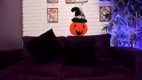 lilithmuller_ online show from October 10, 11:53 am