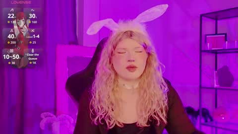 LilithNelson online show from March 18, 6:11 pm