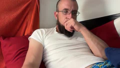 Snapshot of liliths_duck chatting on May 27, 1:46 am liliths_duck online show from May 27, 1:46 am