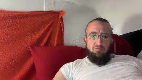 Snapshot of liliths_duck chatting on May 27, 11:13 pm liliths_duck online show from May 27, 11:13 pm