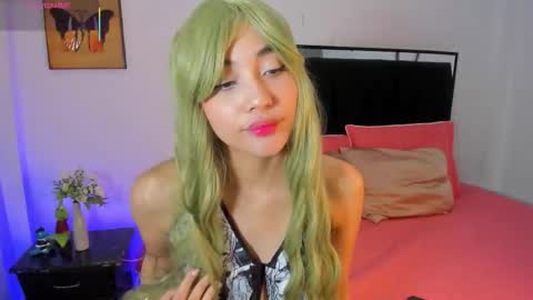 Snapshot of lilithteeen chatting on October 27, 10:47 pm Lilith online show from October 27, 10:47 pm