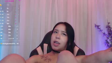 Snapshot of lilithwallkeer chatting on February 20, 10:27 am Maria online show from February 20, 10:27 am