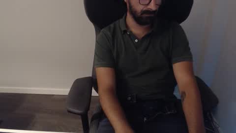 Snapshot of liljasper chatting on September 16, 10:33 pm liljasper online show from September 16, 10:33 pm