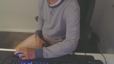 Snapshot of liljasper chatting on September 21, 10:55 pm liljasper online show from September 21, 10:55 pm