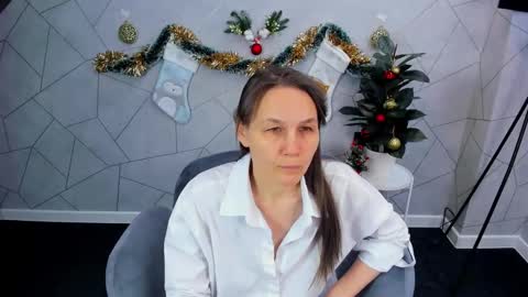 lillian_white1 online show from December 26, 5:26 am