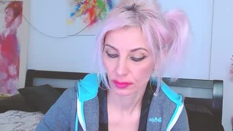 Lara online show from March 4, 5:32 am