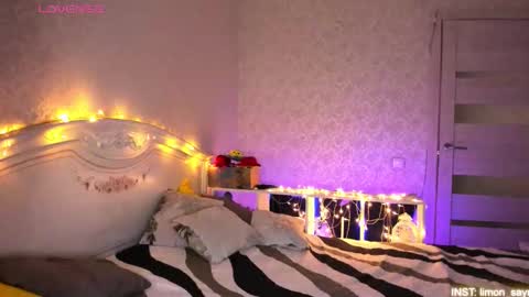 LilliMoore online show from February 7, 10:57 pm