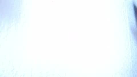 lilliyves online show from April 15, 10:11 am