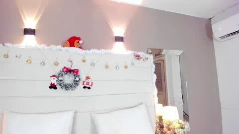 Lizeth follow me in my igimlilycute 3 online show from December 24, 7:49 am