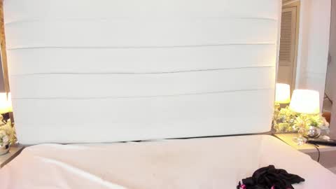 Lizeth follow me in my igimlilycute 3 online show from September 12, 4:23 am