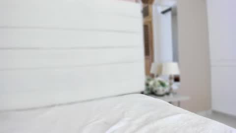 Lizeth follow me in my igimlilycute 3 online show from February 7, 4:05 am