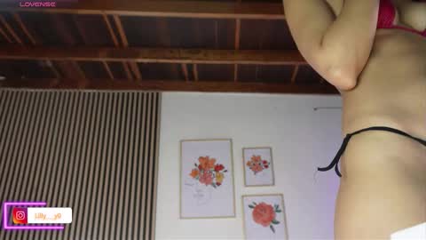 Snapshot of lilly_dollss chatting on February 15, 1:09 pm Sofia online show from February 15, 1:09 pm