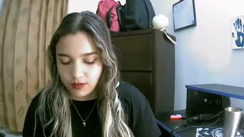 Sey - Lilly  online show from April 14, 8:09 am