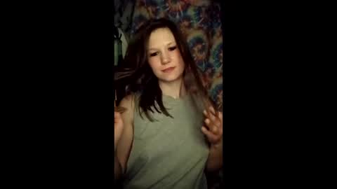 Snapshot of lilmissscorpi0 chatting on April 11, 7:02 am lilmissscorpi0 online show from April 11, 7:02 am
