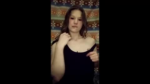 Snapshot of lilmissscorpi0 chatting on May 25, 6:52 am lilmissscorpi0 online show from May 25, 6:52 am