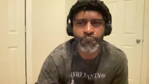 Snapshot of lilnasty100 chatting on February 15, 7:51 am lilnasty100 online show from February 15, 7:51 am